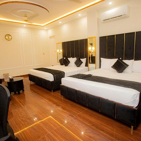 Hotel White Season Gulberg Lahore Esterno foto