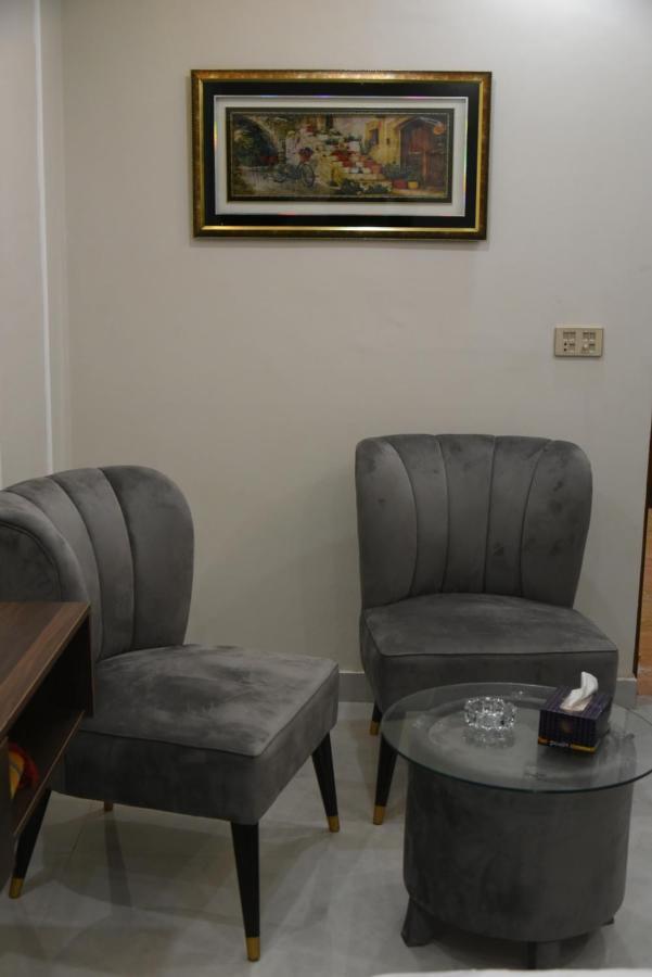 Hotel White Season Gulberg Lahore Esterno foto