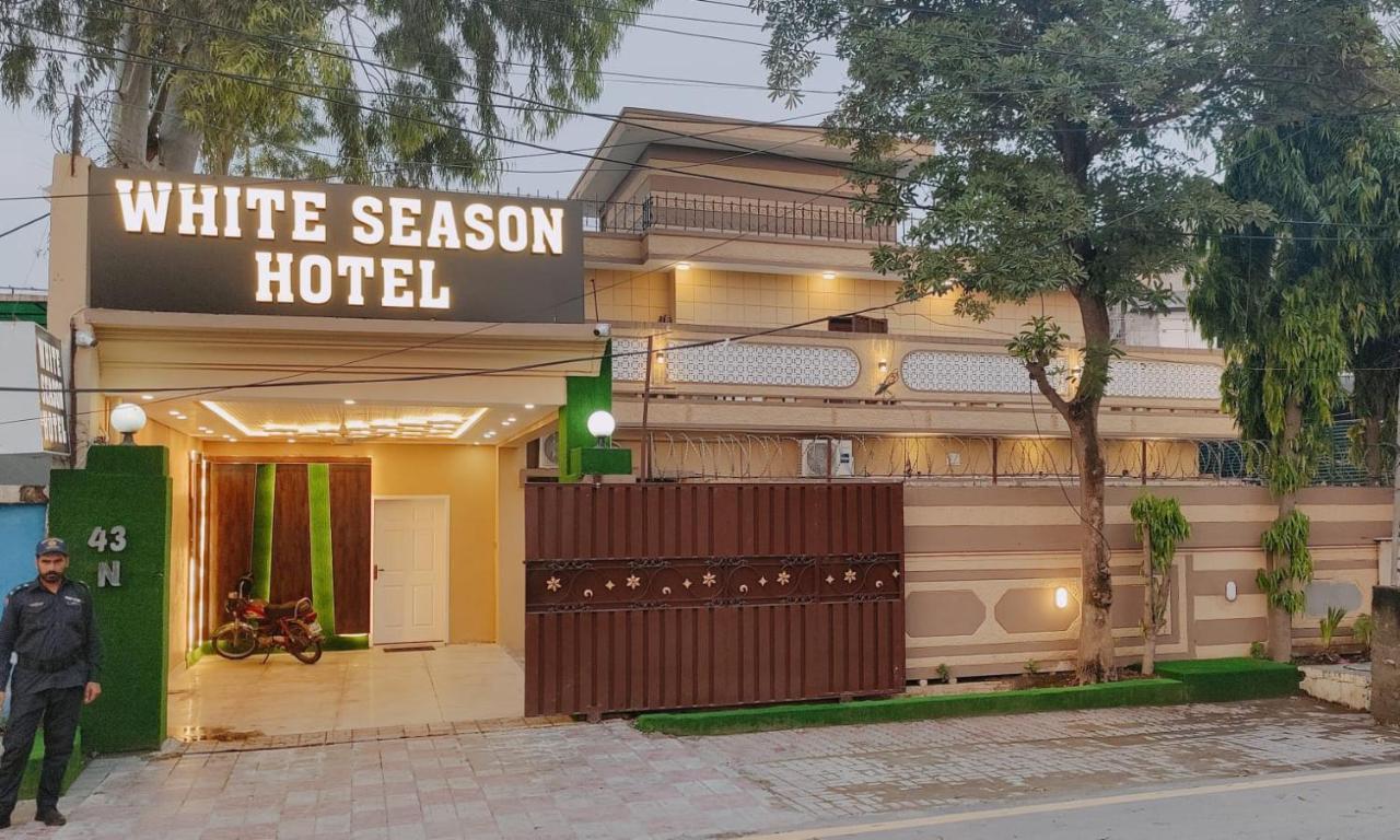 Hotel White Season Gulberg Lahore Esterno foto